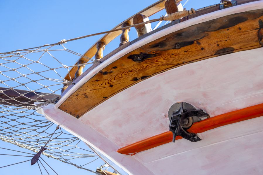 17c046d6-0e1a-4ab7-8420-42026b0fb53b