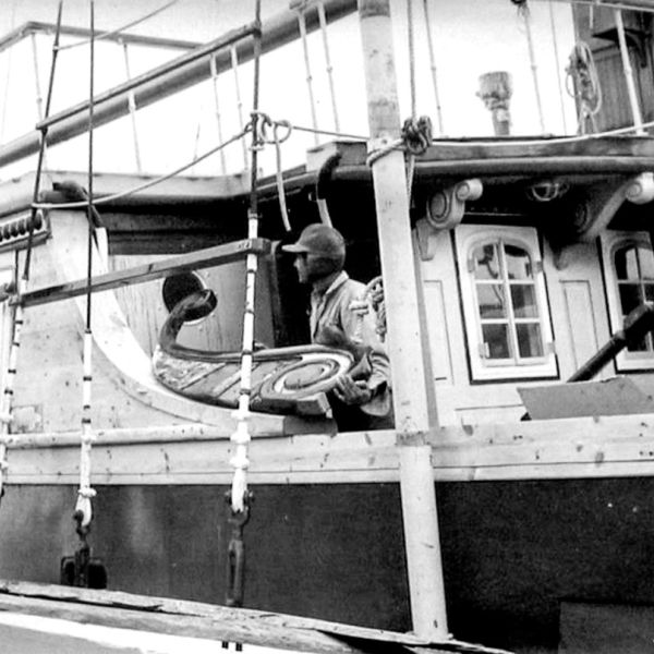 Αρχείο Μάκη Μαυρίκου