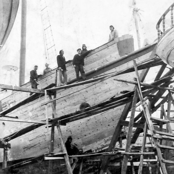 Αρχείο Μάκη Μαυρίκου